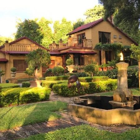 The Tuscan Garden 뉴캐슬 외부 사진